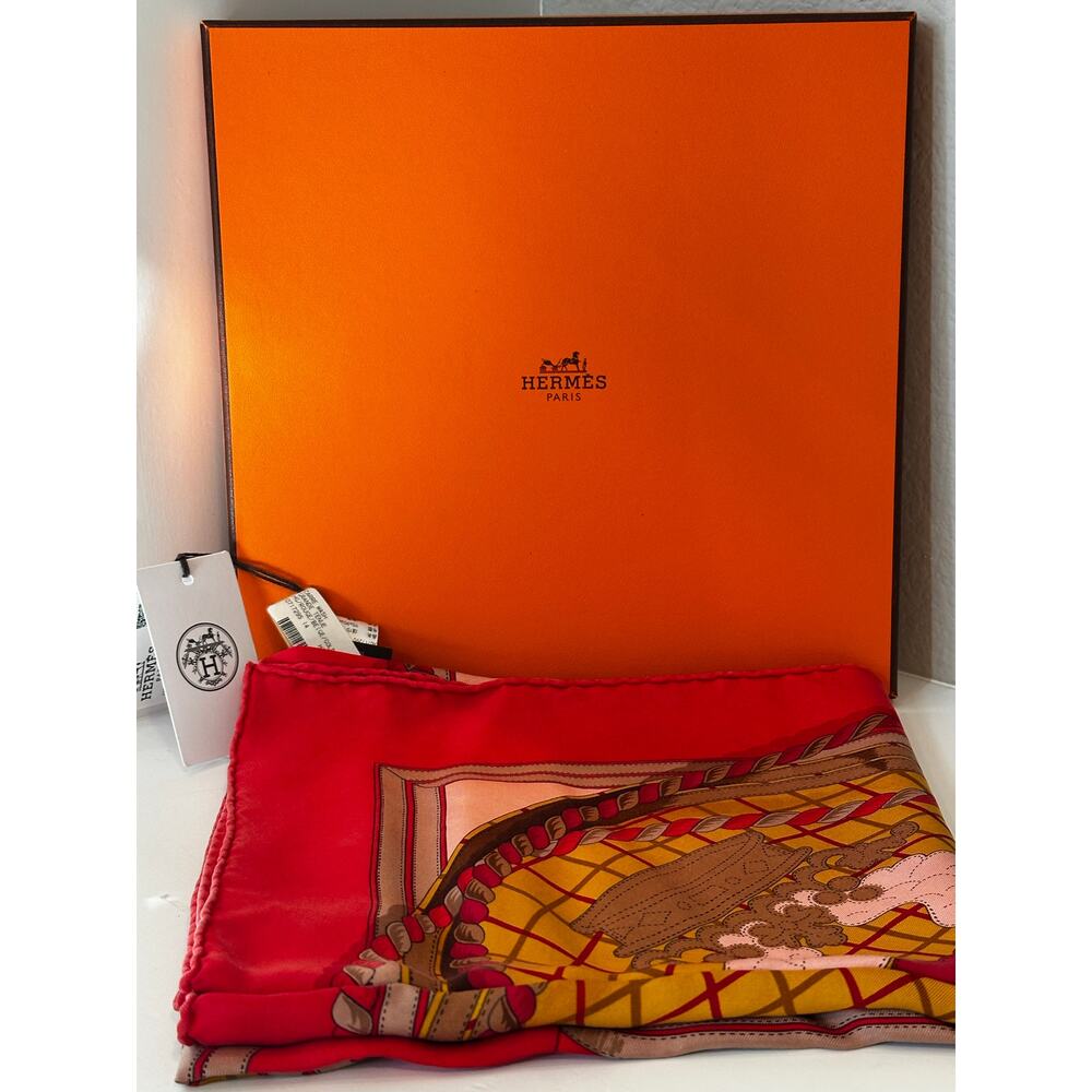 Hermes Grande Tenue Scarf